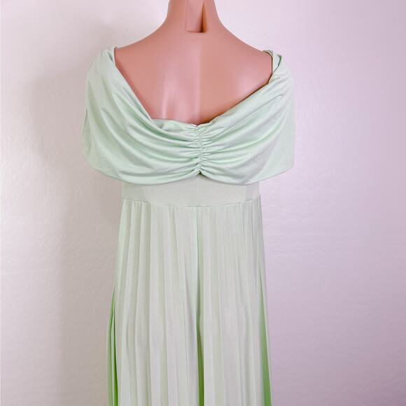 Whimsical Fairy Romantic Garden Twist Off Shoulder Pleated Maxi Dress Sage 8 NEW - Picture 6 of 12
